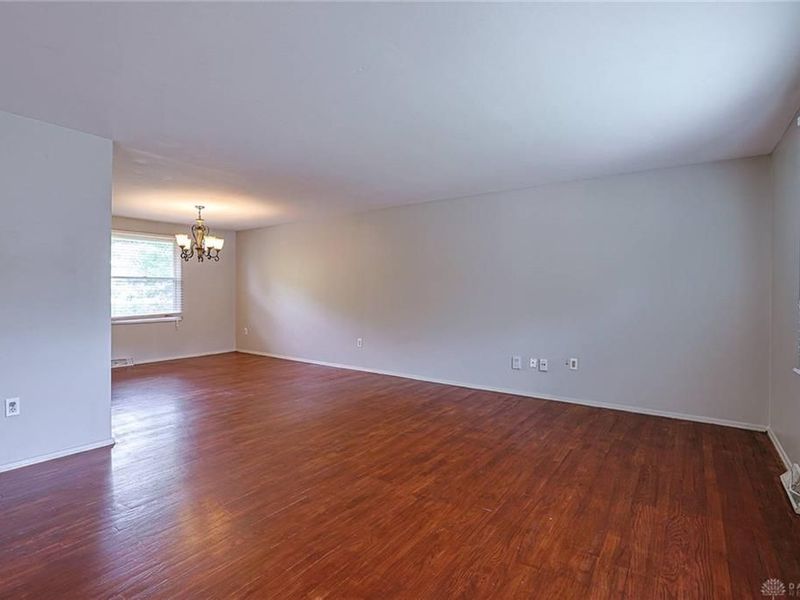 4995 Sweetleaf Drive, Dayton, OH 45424 Photo 5