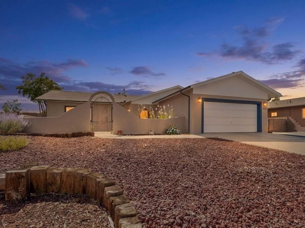 10005 Cardinal Street NW, Albuquerque, NM 87114