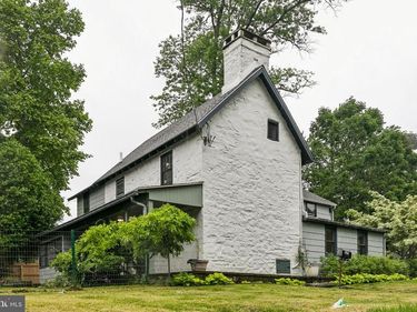 1139 FAIRVIEW ROAD, SWARTHMORE, PA 19081