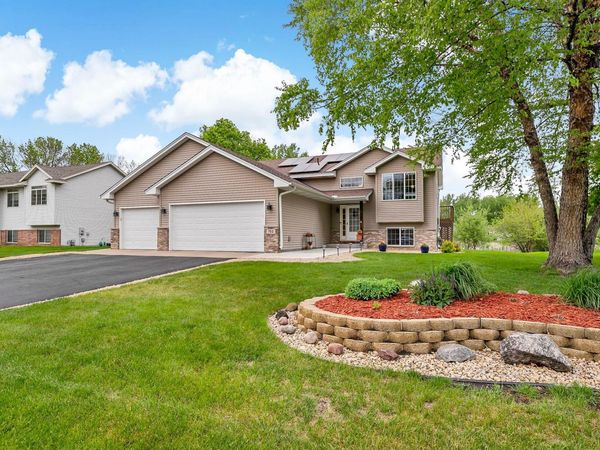 753 103rd Avenue NE, Blaine, MN 55434