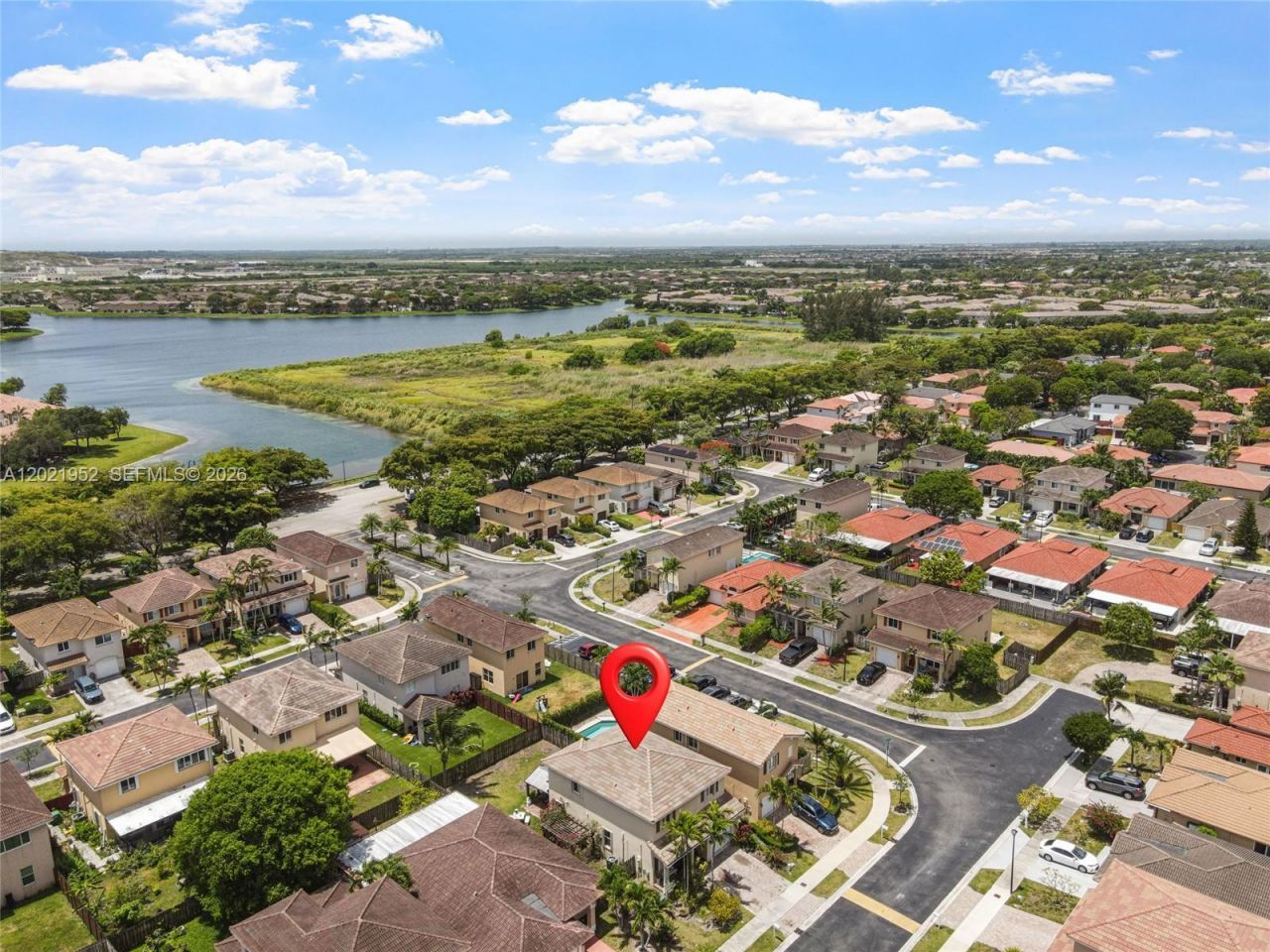 8956 SW 215th Ter , Cutler Bay, FL 33189 Photo