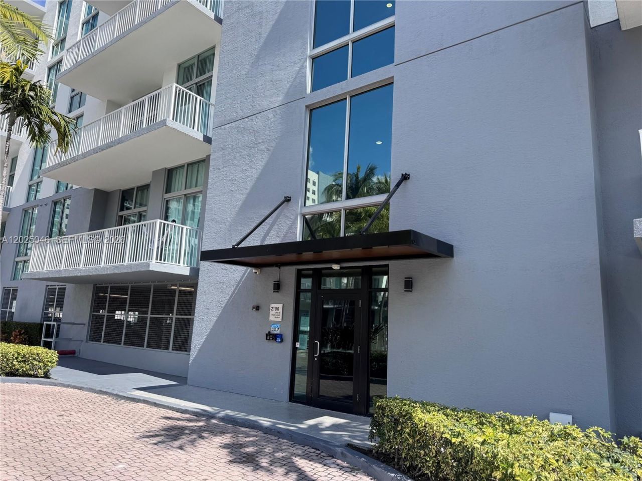 2100 Van Buren St, Unit 210, Hollywood, FL 33020 Photo
