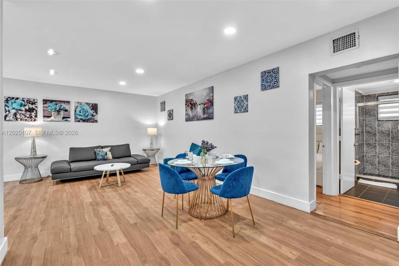 10002 E Bay Harbor Dr , Unit 2, Bay Harbor Islands, FL 33154 Photo