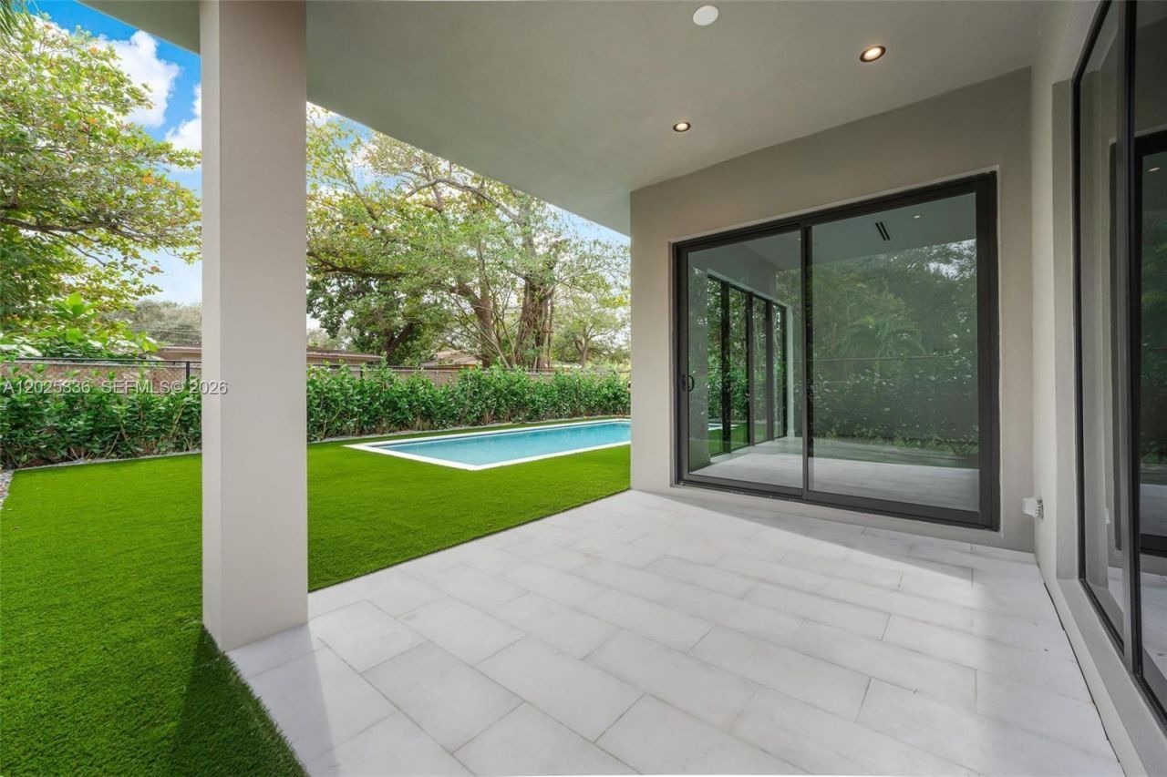 Please Call For Address, Miami, FL 33133 Photo