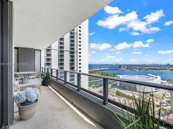 Unit 2416, Miami, FL 33132
