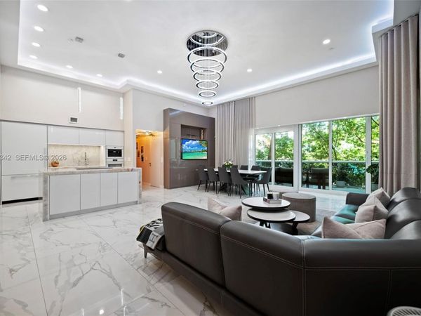 1800 S Ocean Dr, Unit 310, Hallandale Beach, FL 33009