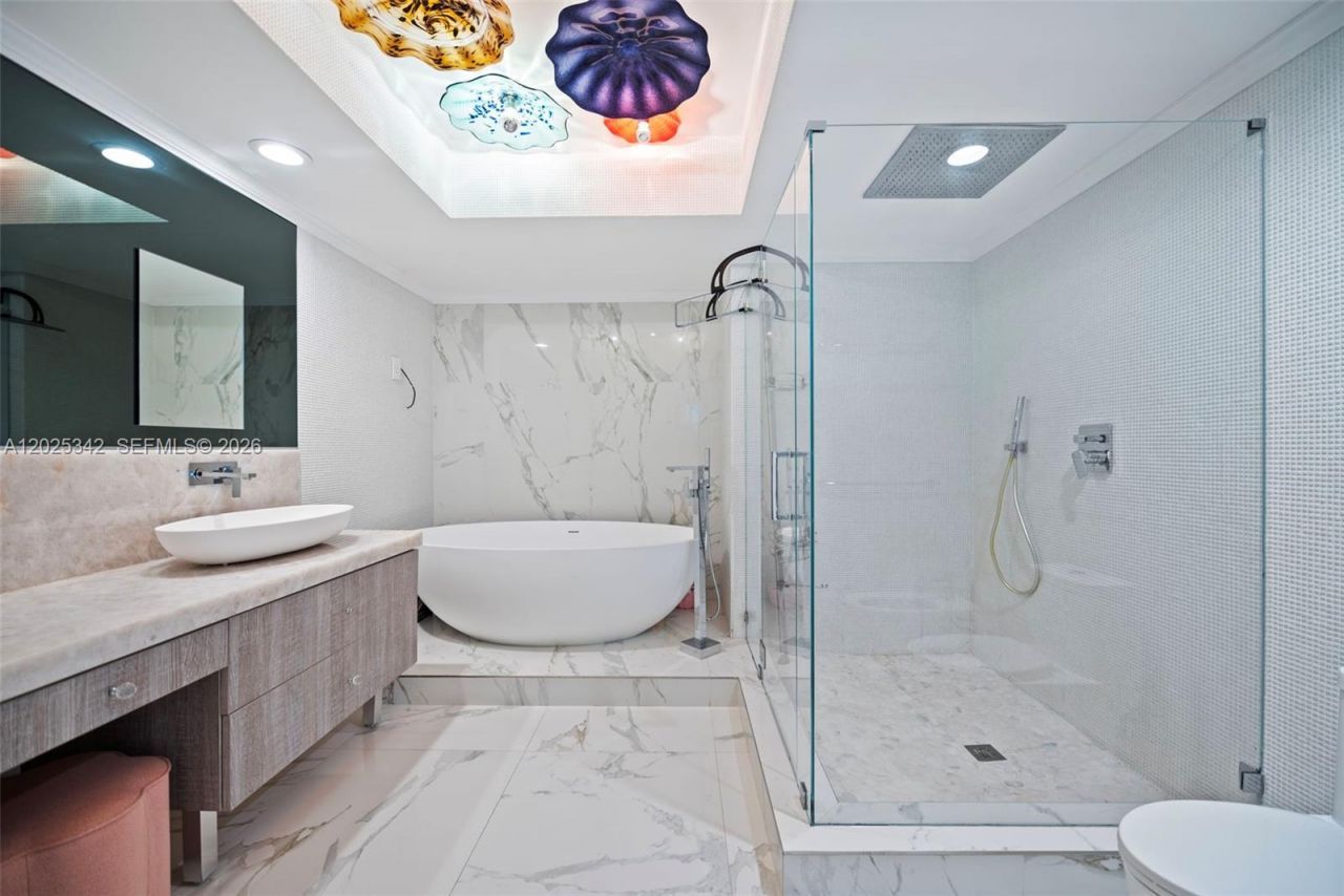 1800 S Ocean Dr, Unit 310, Hallandale Beach, FL 33009 Photo