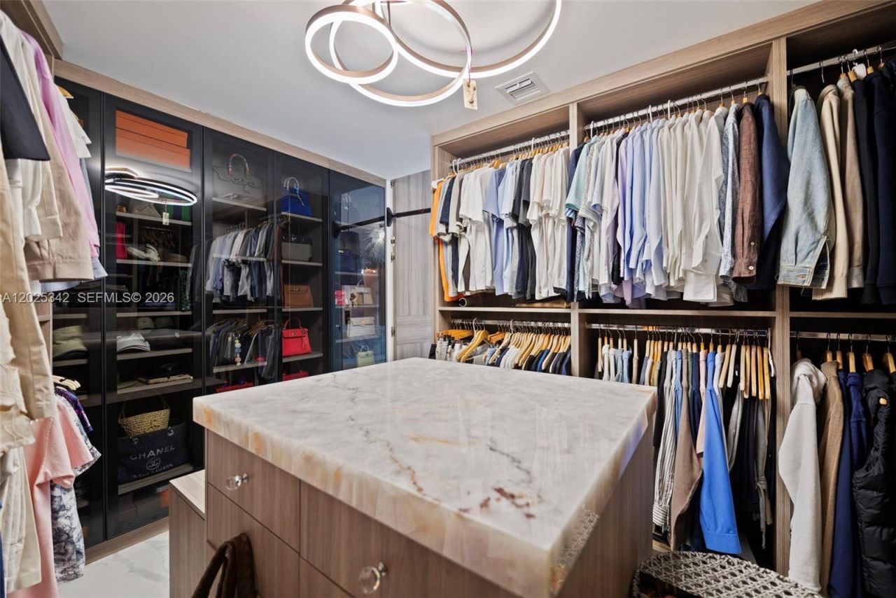 1800 S Ocean Dr, Unit 310, Hallandale Beach, FL 33009 Photo