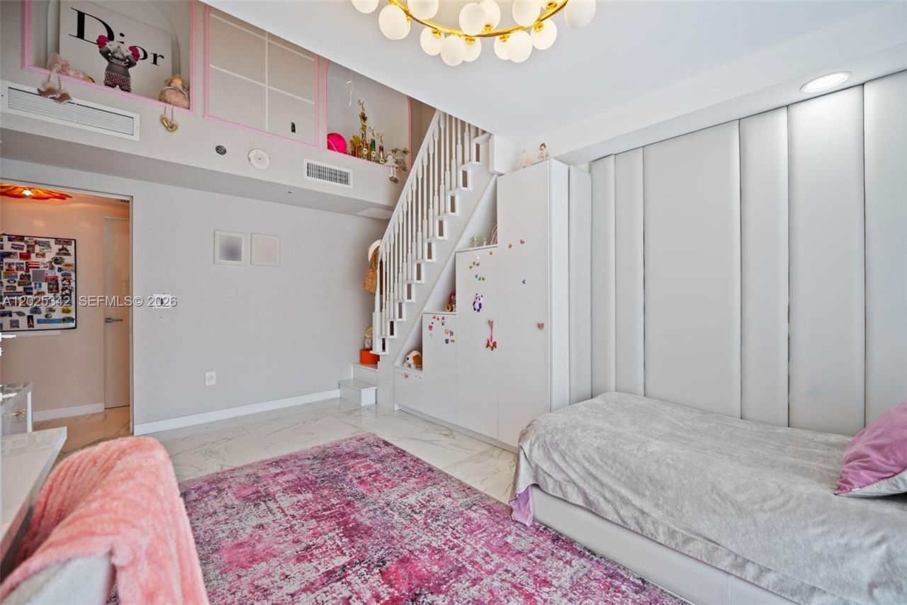 1800 S Ocean Dr, Unit 310, Hallandale Beach, FL 33009 Photo