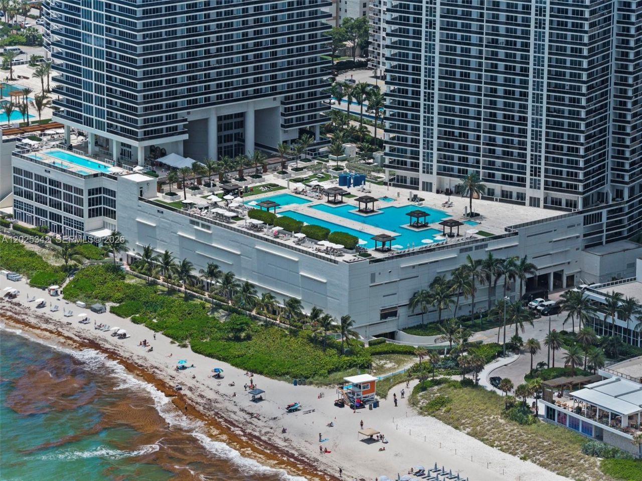 1800 S Ocean Dr, Unit 310, Hallandale Beach, FL 33009 Photo