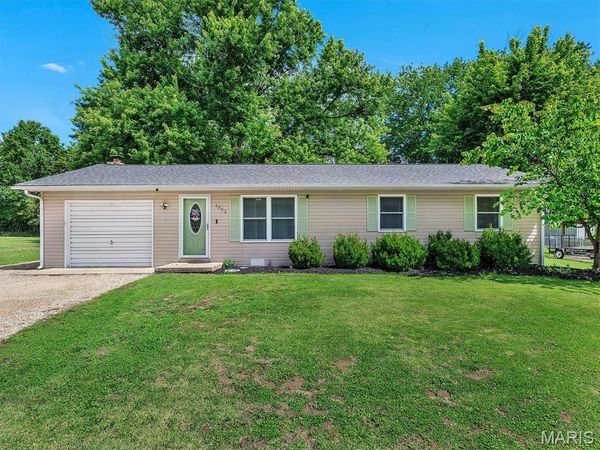 1053 Louisiana, Sullivan, MO 63080