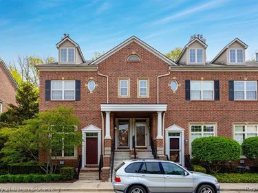16944 Farmington Road, Livonia, MI 48154