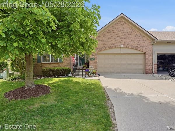 265 Winslow Circle, Commerce Twp, MI 48390