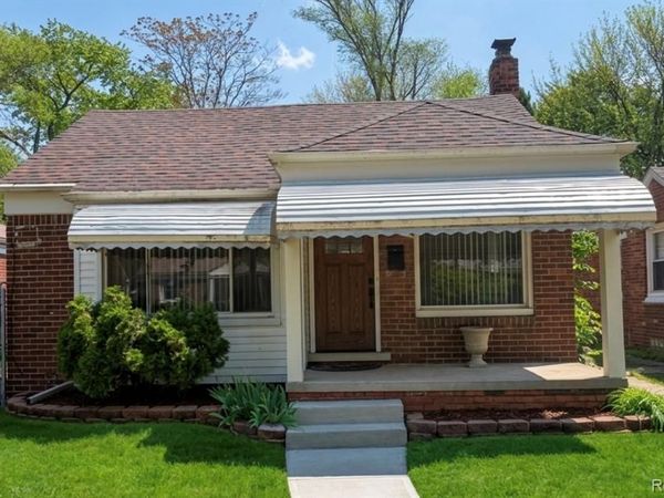 18418 Edinborough Road, Detroit, MI 48219