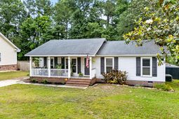 213 Elm Street photo 4