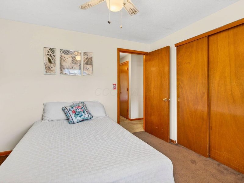4715 Harbor Boulevard, Columbus, OH 43232 Photo 23