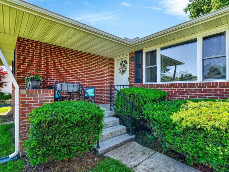 4715 Harbor Boulevard, Columbus, OH 43232 Photo 4