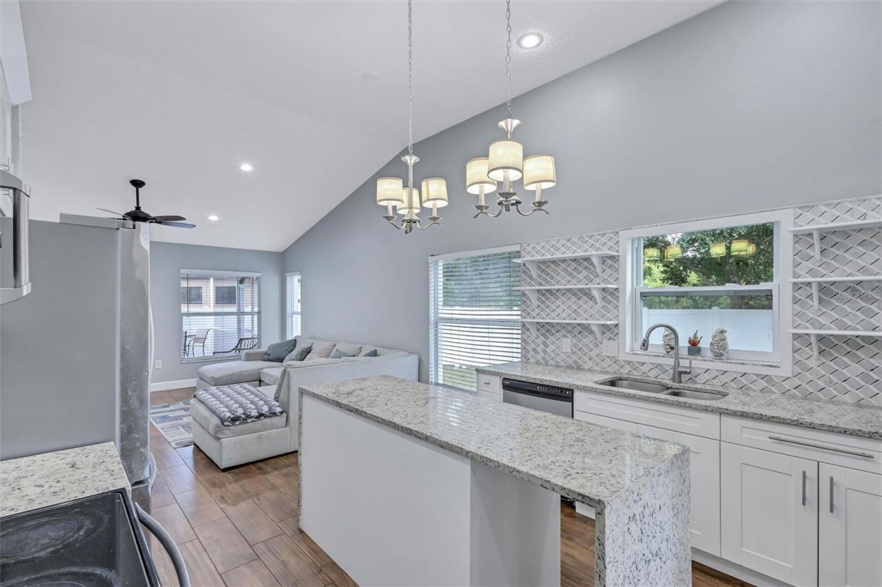4909 6th Avenue E, Bradenton, FL 34208 Photo