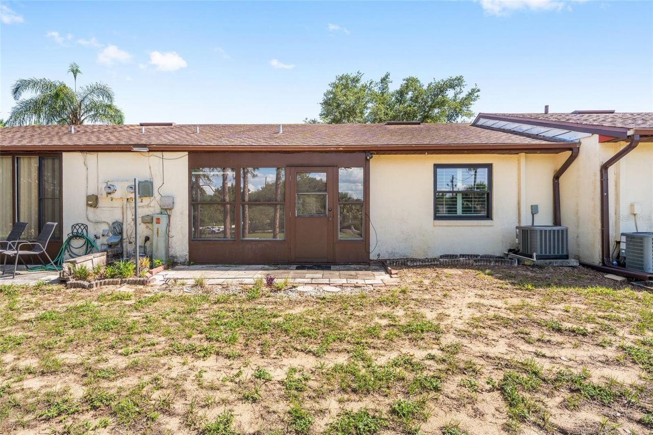 12531 Orangewood Court , Tavares, FL 32778 Photo