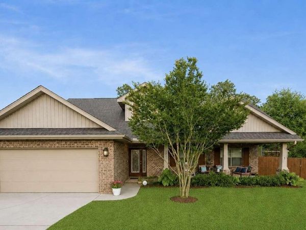 206 Raptor Drive, Crestview, FL 32536