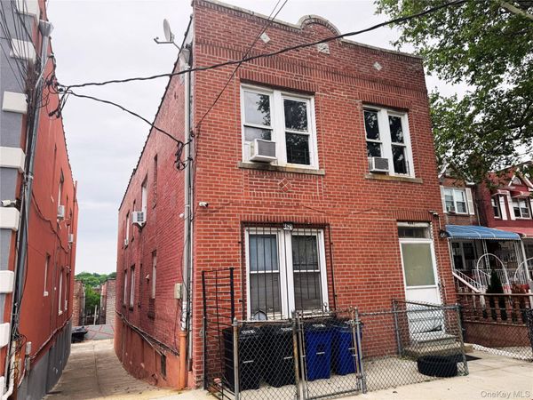4621 Matilda Avenue , Bronx, NY 10470