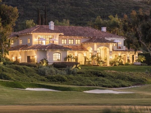 6369 Clubhouse Drive, Rancho Santa Fe, CA 92067