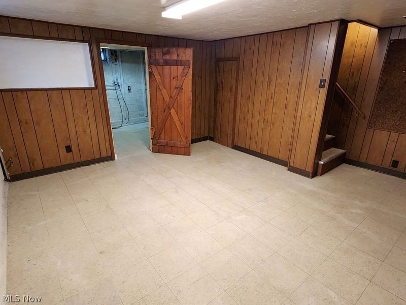 1554 E 256th Street, Euclid, OH 44132 Photo 11