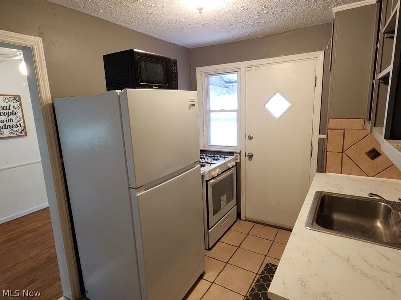1554 E 256th Street, Euclid, OH 44132 Photo 19