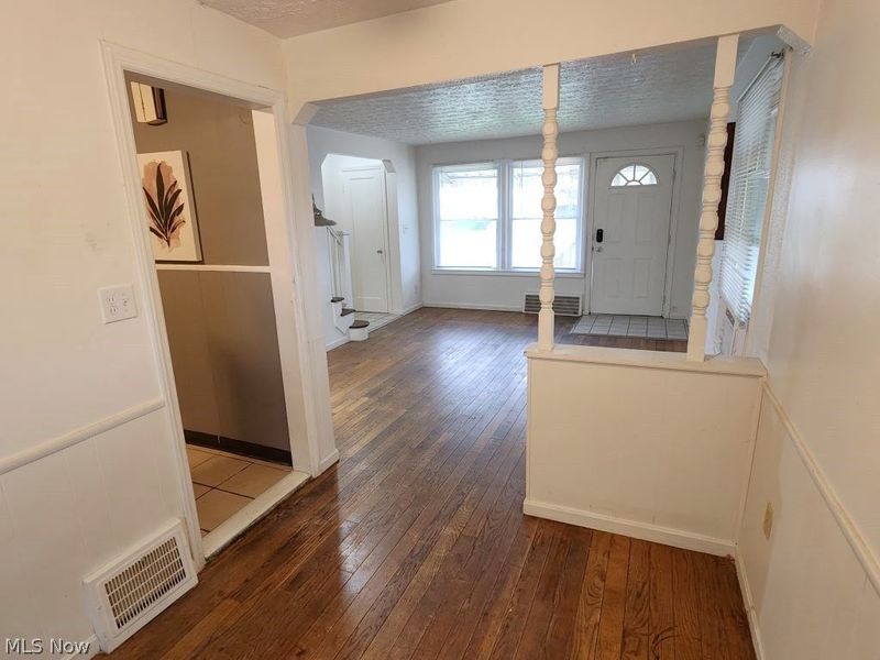 1554 E 256th Street, Euclid, OH 44132 Photo 7