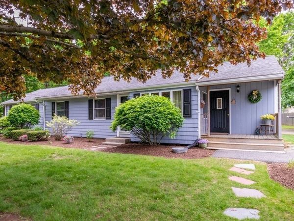 118 Bruce Rd, Walpole, MA 02081