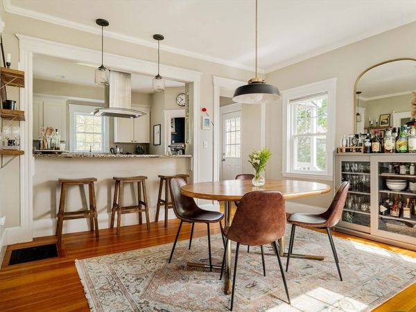 338 Beech St, Boston, MA 02131