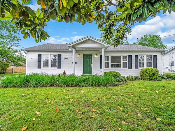 305 S Dixieland Road , Rogers, AR 72758