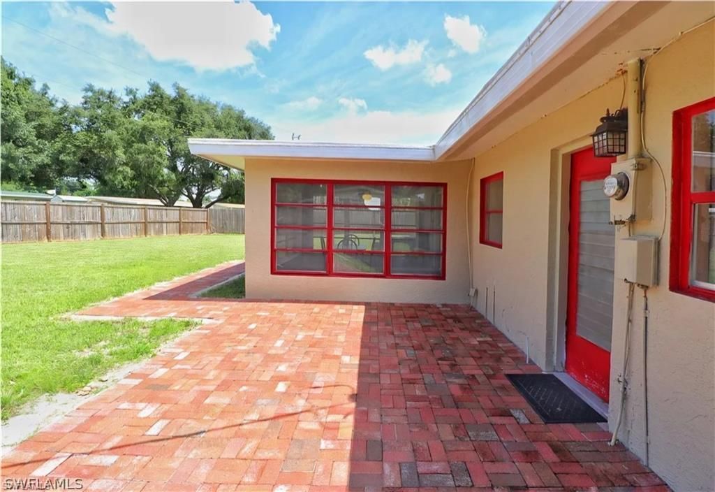 150 Brooks Rd , North Fort Myers, FL 33917 Photo