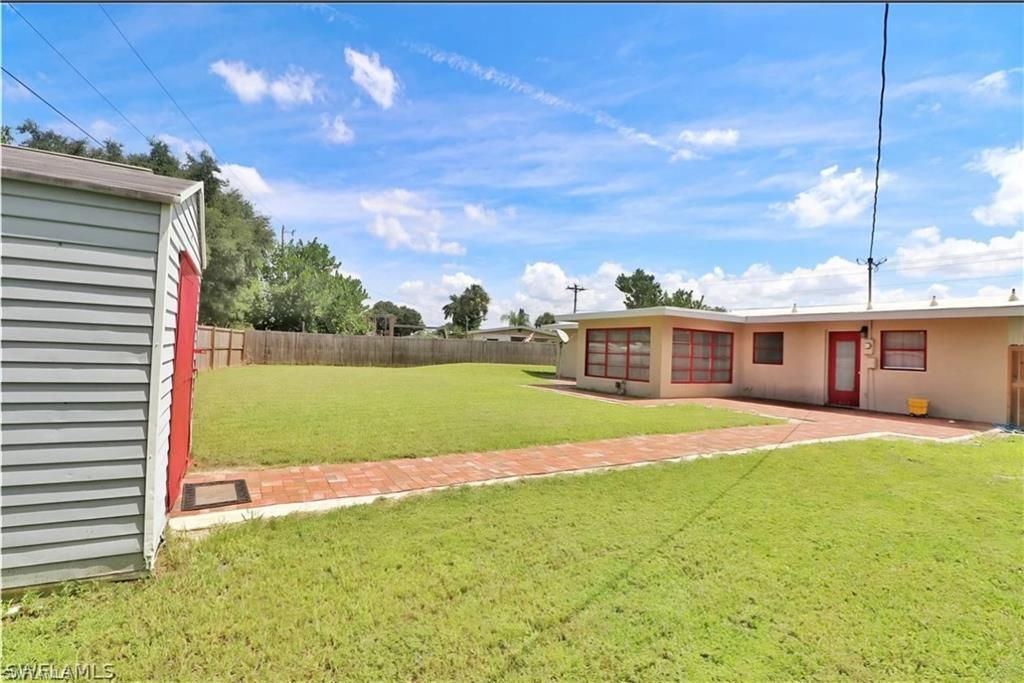 150 Brooks Rd , North Fort Myers, FL 33917 Photo