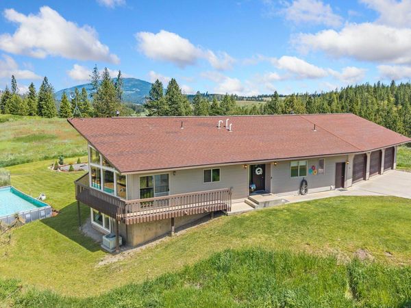 417 B Hotchkiss Rd, Colville, WA 99114
