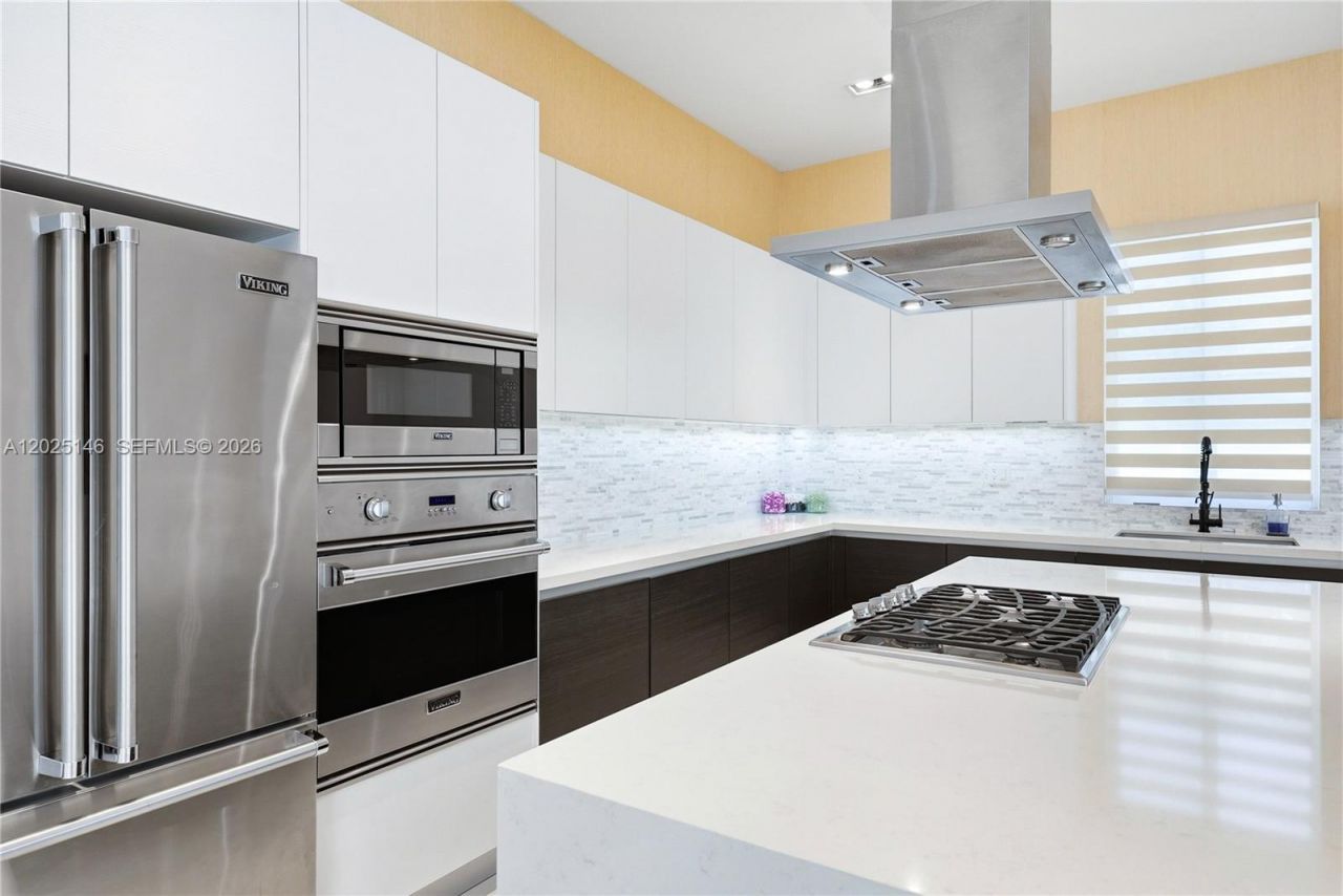 7525 NW 103rd Pl , Doral, FL 33178 Photo