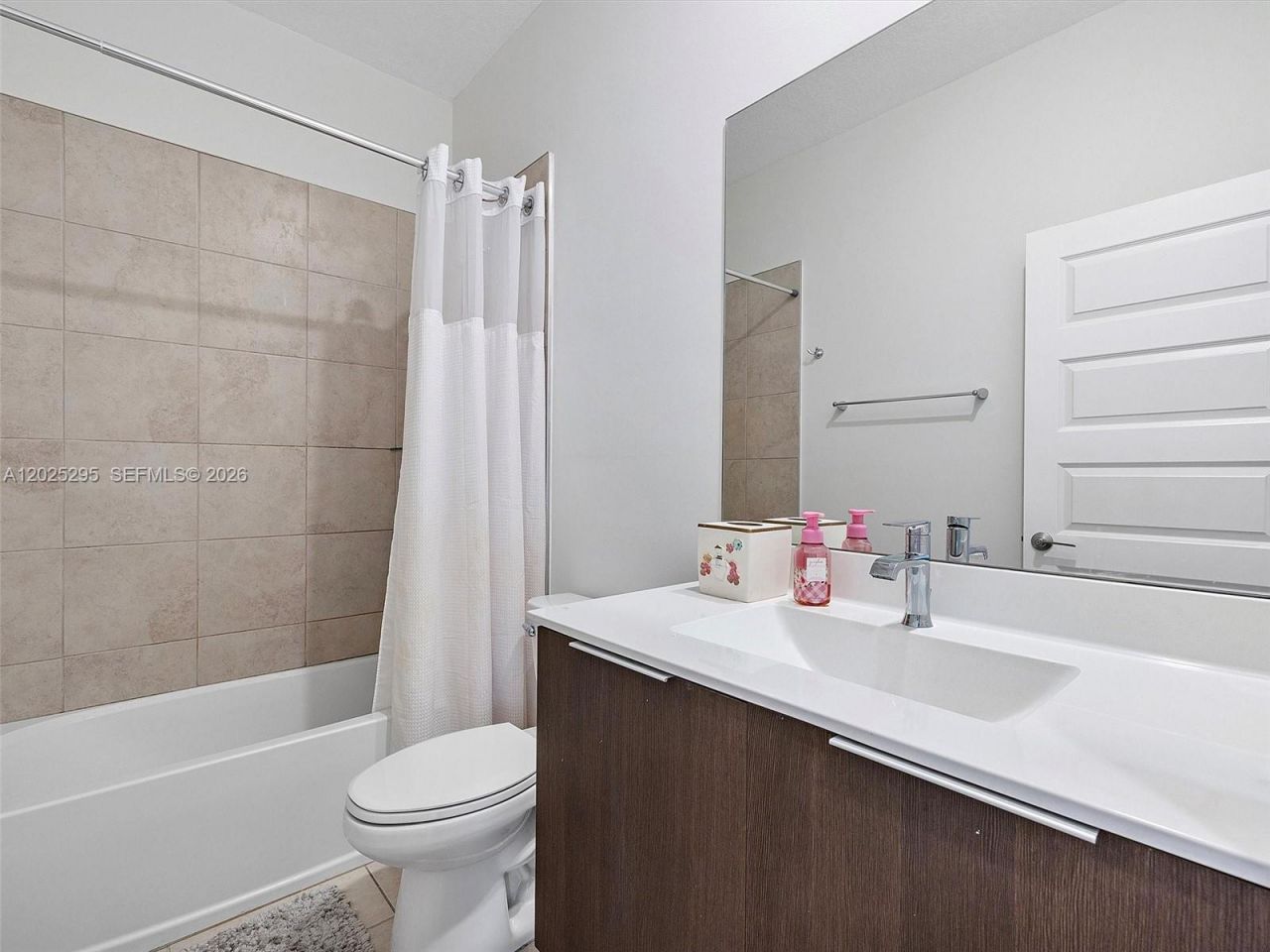 8398 NW 51st Ter , Unit 8398, Doral, FL 33166 Photo