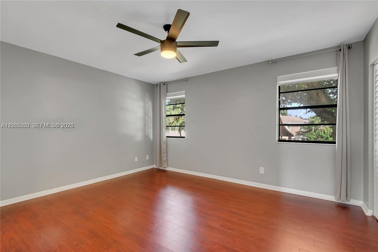 10719 NW 10th St , Pembroke Pines, FL 33026 Photo