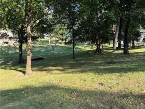 N 7th and Battles Ln , De Soto, MO 63020