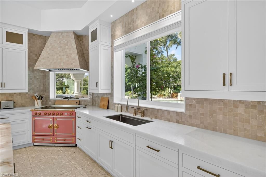 111 Caribbean Rd , Naples, FL 34108 Photo