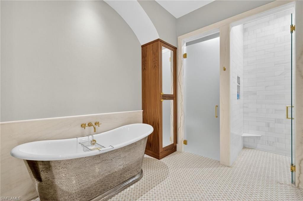 111 Caribbean Rd , Naples, FL 34108 Photo