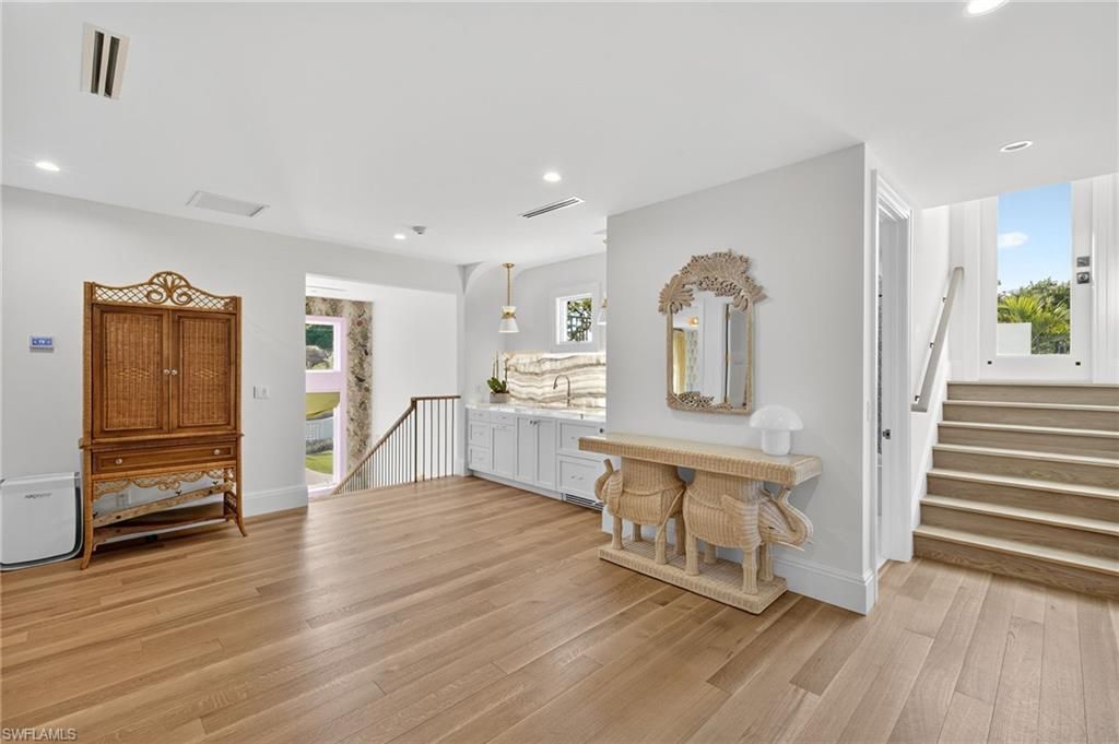 111 Caribbean Rd , Naples, FL 34108 Photo