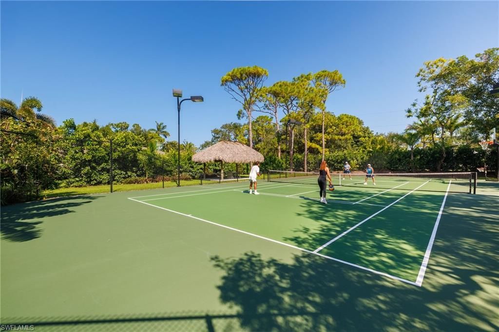 111 Caribbean Rd , Naples, FL 34108 Photo