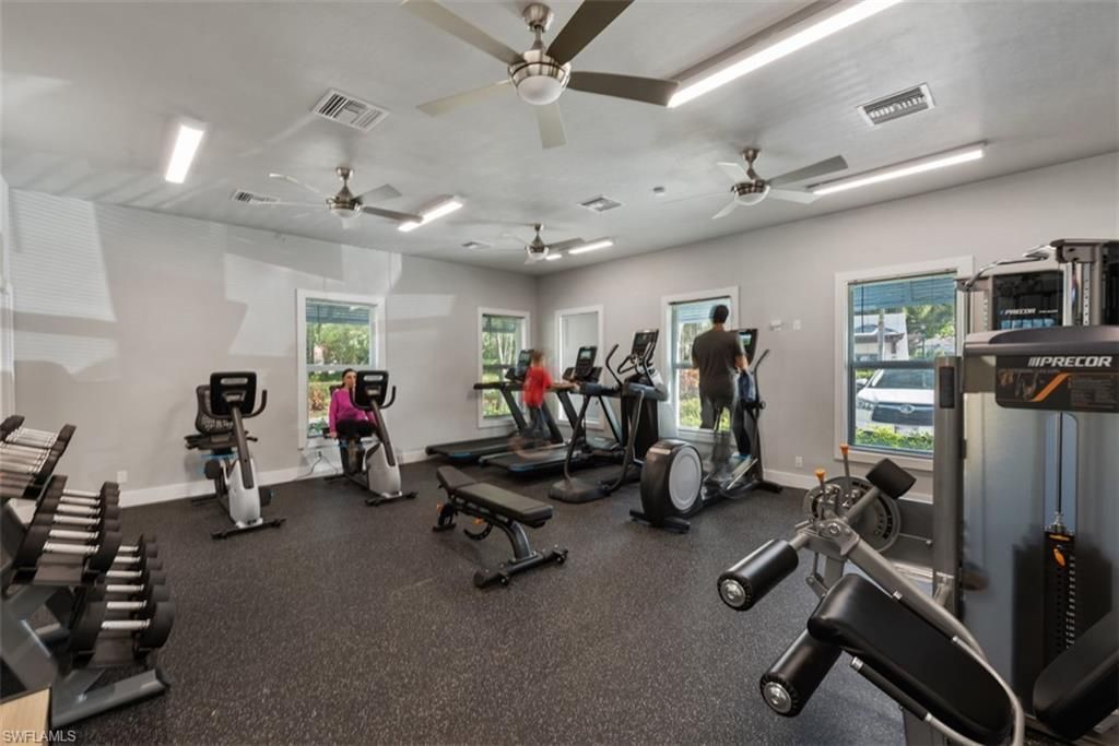 5019 Fairhaven Ln, Naples, FL 34109 Photo