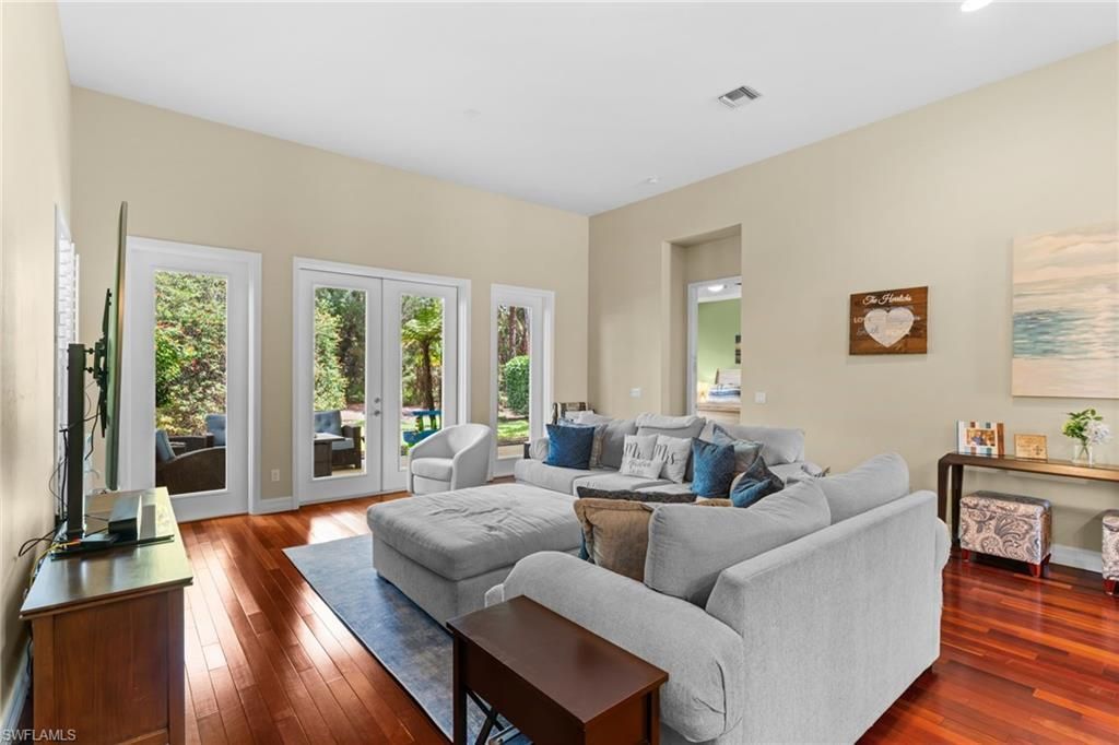 5019 Fairhaven Ln, Naples, FL 34109 Photo