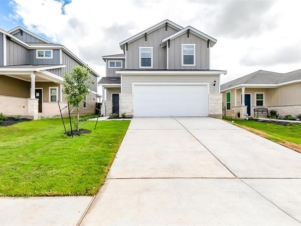 31 Pacific Loon ST, Leander, TX 78642