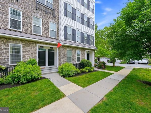 103B JAY ALLEY, MEDIA, PA 19063