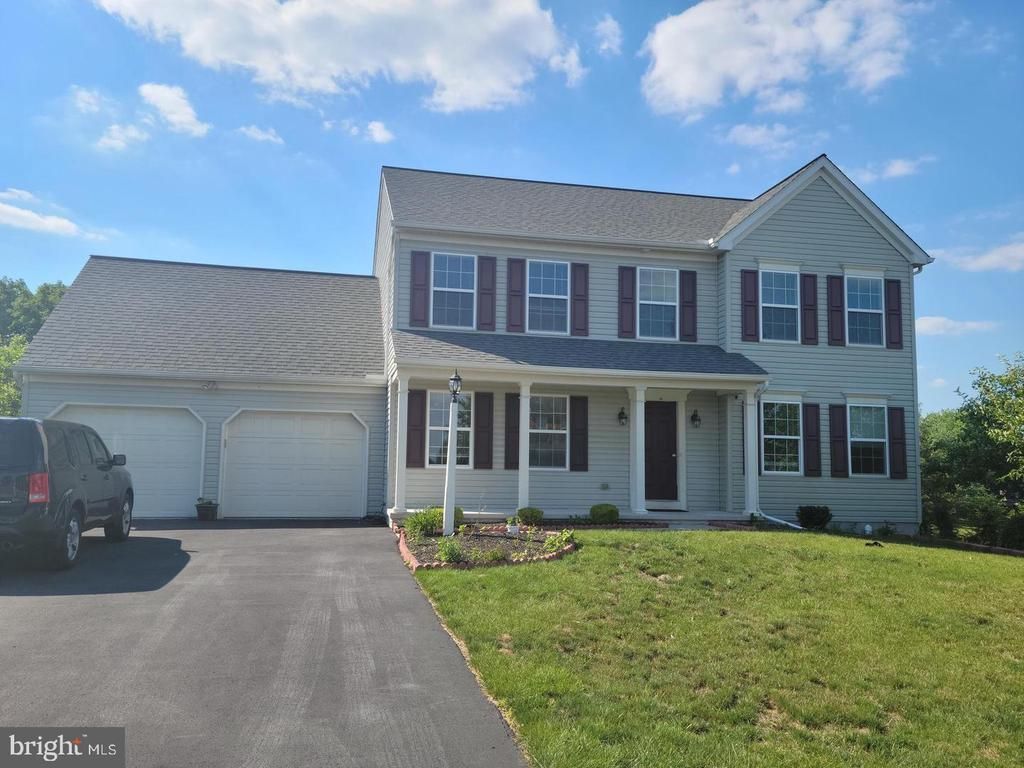 7777 MANADA CREEK DRIVE , HARRISBURG, PA 17112