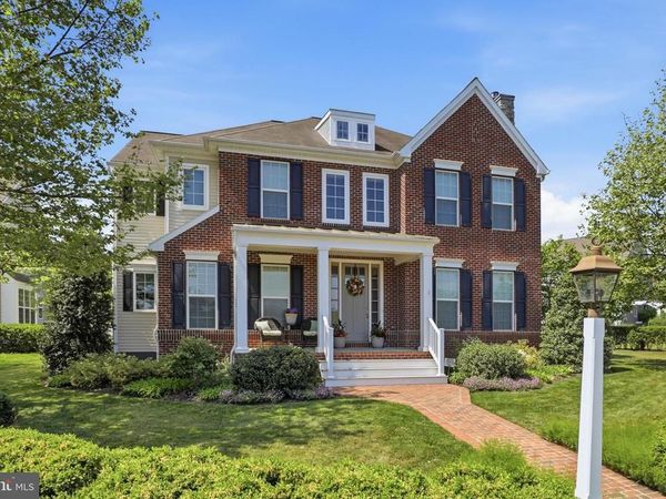 1154 EDGEMOOR COURT, LANCASTER, PA 17601