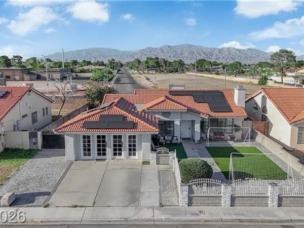 6208 Barkstone Avenue , Las Vegas, NV 89108